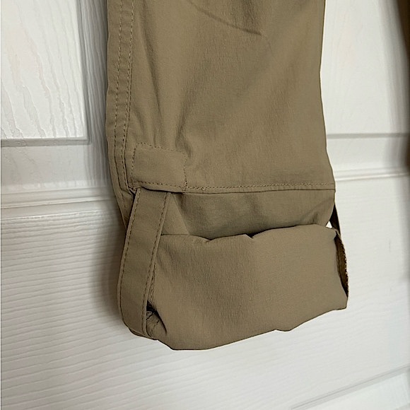 Columbia Saturday Trail Stretch Pants in Khaki, Size 6 - Picture 5 of 10